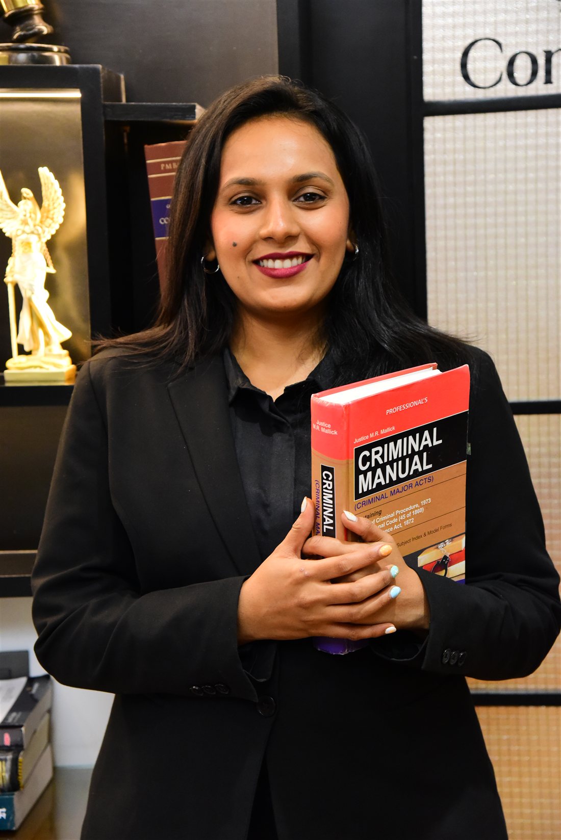 Adv. Labdhi Parekh, Senior Associate & Strategic Counsel
